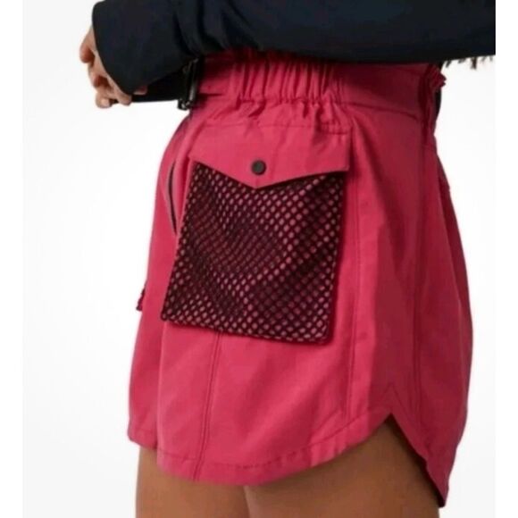 Free People Movement Adventure Pull On W/Zip Hiking Camping Short Lovestruck S - Picture 3 of 6
